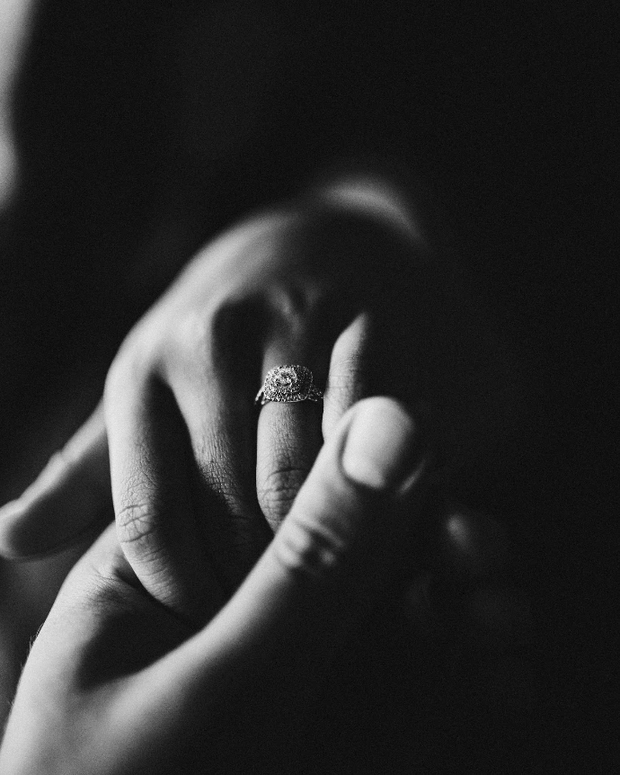 Fiançailles et demande en mariage sur mesure en Suisse